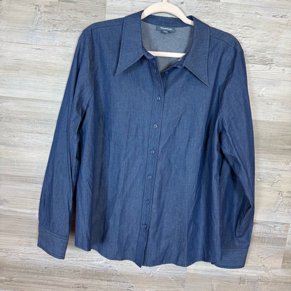 Modcloth Chambray Button Down Top - Picture 1 of 6
